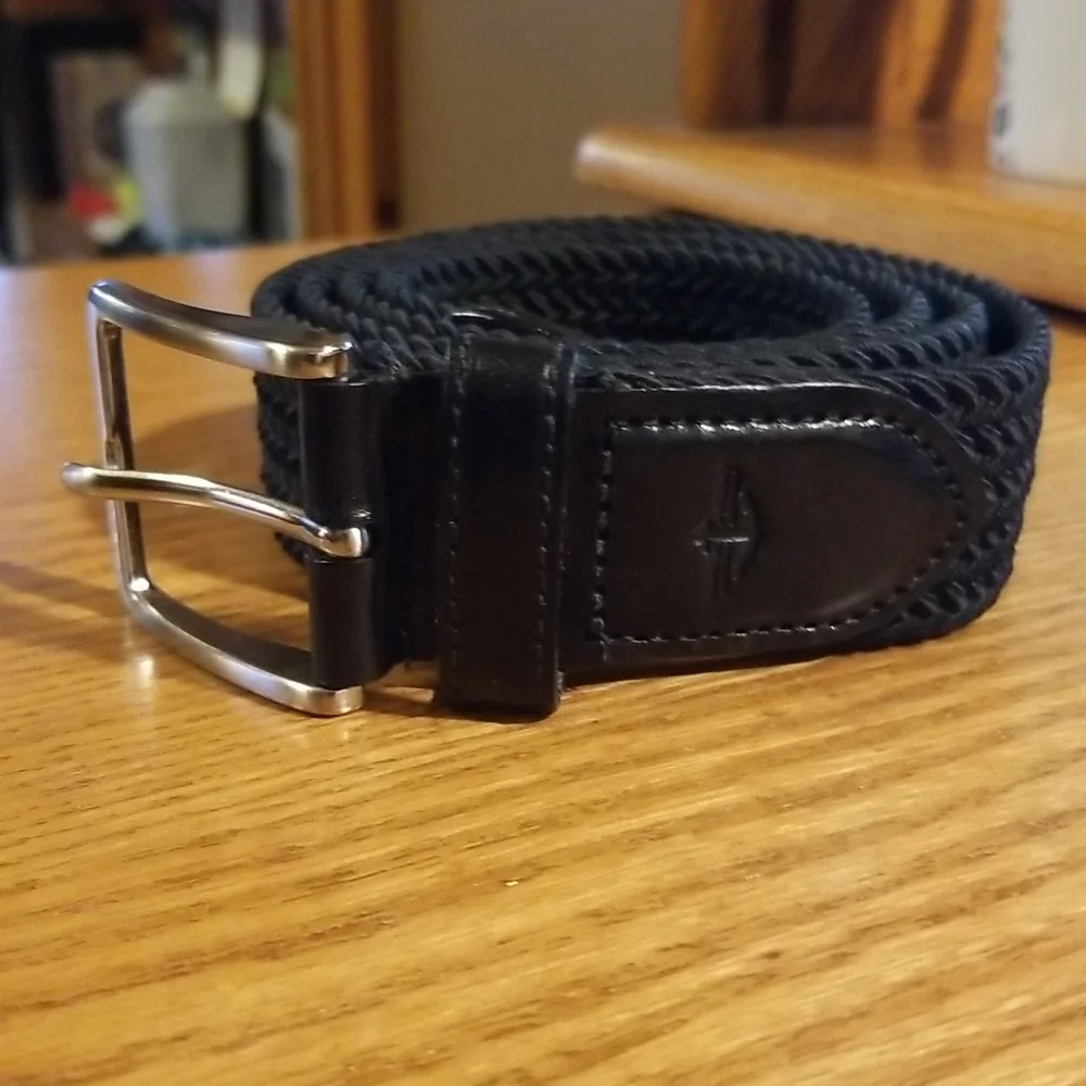 Dockers Black Braided Stretch Belt, Size 40, worn once, like ne…